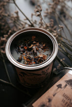 Afbeelding in Gallery-weergave laden, MIDNIGHT WITCH scented candle
